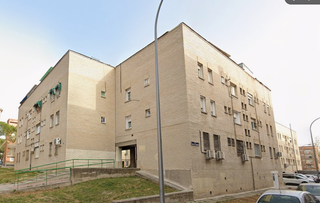 PISO 29 M2 Y DESPACHO CONTIGUO O TRASTERO 45 M2