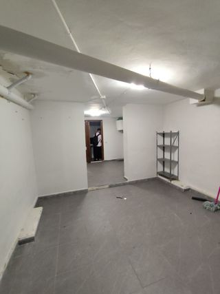 PISO 29 M2 Y DESPACHO CONTIGUO O TRASTERO 45 M2