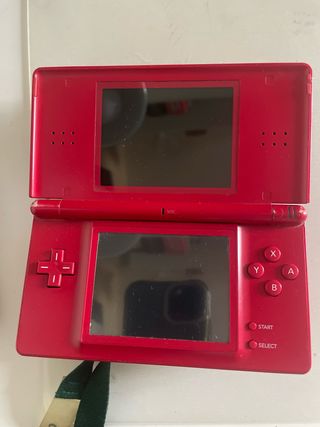 Nintendo DS Roja