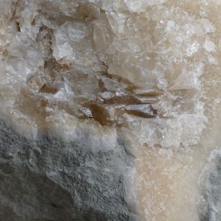 minerali CALCITE, BARITE IN SEPTARIA Bologna (C28)