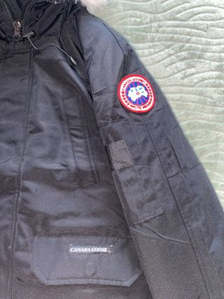 Giacca Canada Goose nera con cappuccio