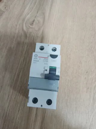 Interruptor Automático Diferencial GE FPAi