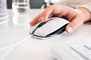 CHERRY GENTIX CORDED, Kabelgebundene Maus, Präzise