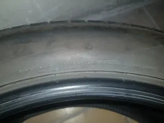 Neumáticos 236/50/R21 El par 50 euros