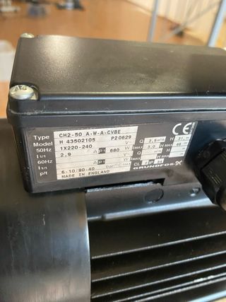 Bomba de agua Grundfos como nueva pesa 13 kg