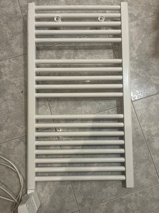 Radiador Toallero Blanco
