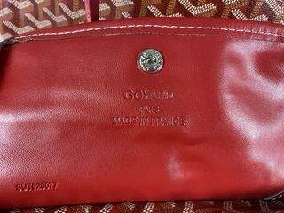 Bolso Goyard con monedero marrón y rojo
