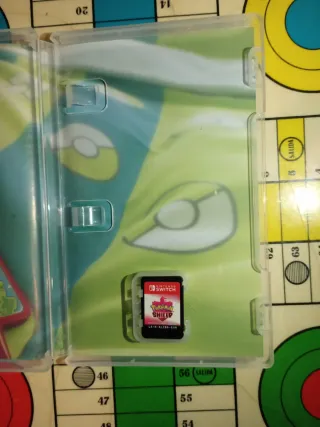 Nintendo Switch Pokémon Scudo