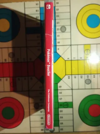 Nintendo Switch Pokémon Scudo