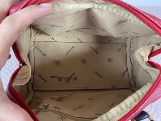 Bolso Caminatta Rojo y Negro