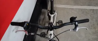 Bicicleta Infantil Specialized Hotrock