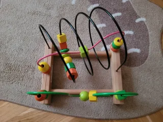 Juguete de madera Ikea. Laberinto Mula