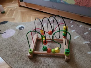Juguete de madera Ikea. Laberinto Mula