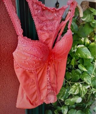 Conjunto lencería encaje naranja