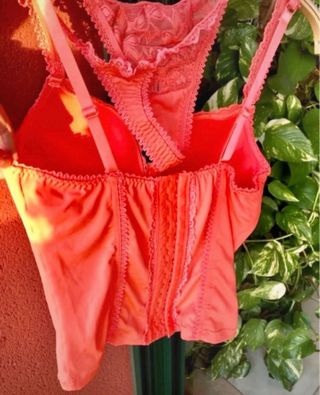 Conjunto lencería encaje naranja