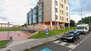 Garaje en venta en Brión