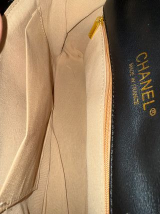 Bolso Chanel Negro y Dorado