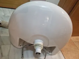 Lavabo Roca con grifo