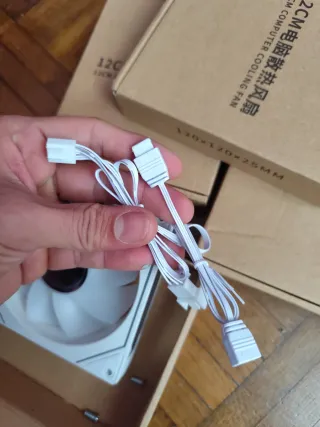 4 Ventiladores ARGB LJ-4PRO 12CM