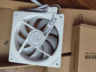 4 Ventiladores ARGB LJ-4PRO 12CM