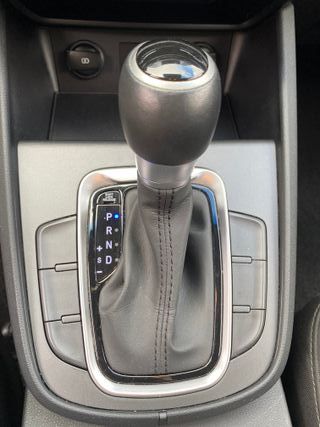 IMPECABLE!!! HYUNDAI KONA HIBRIDO