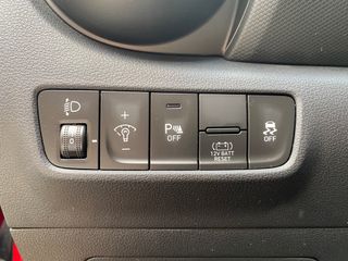 IMPECABLE!!! HYUNDAI KONA HIBRIDO