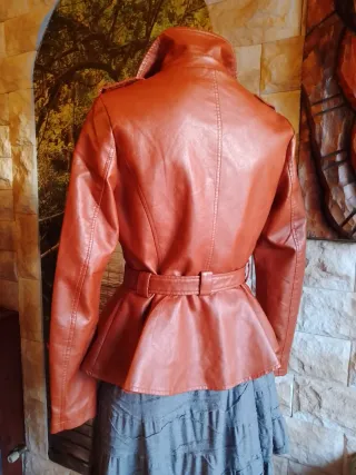 Colynn talla M-L Cazadora peplum