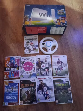 Consola Nintendo Wii con mandos y volante