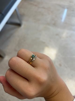 Anillo Oro 18k Esmeralda y Diamantes