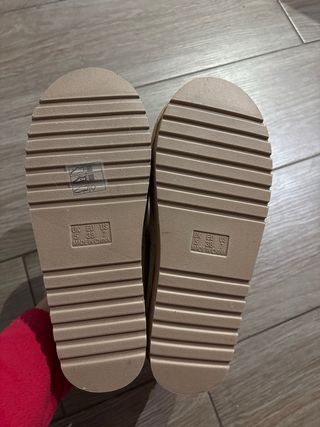 Zapatos Beige Suaves