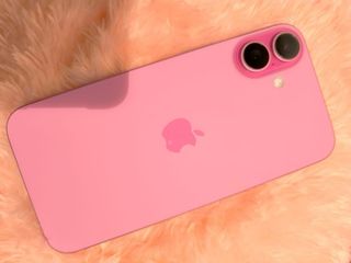 iPhone 16 plus Rosa + Funda