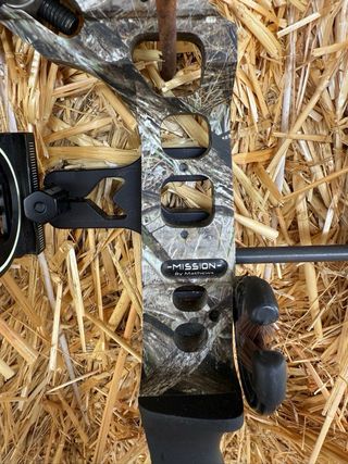 Arco da caccia Mission con fodero e frecce