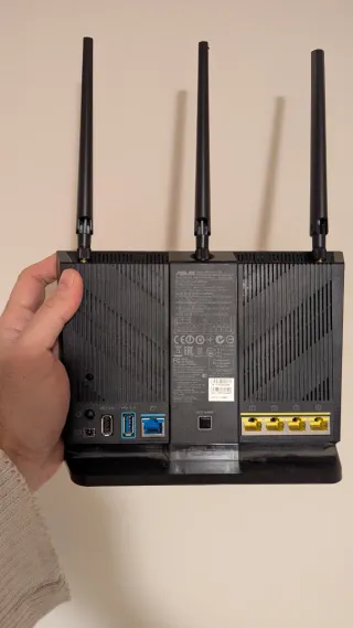 Router ASUS RT-AC68U AC1900 Dual Band Gigabit