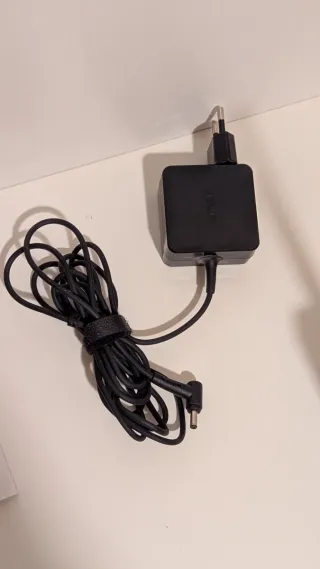 Router ASUS RT-AC68U AC1900 Dual Band Gigabit