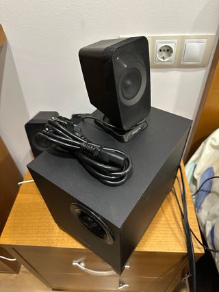 Altavoces Creative 2.1 Negros