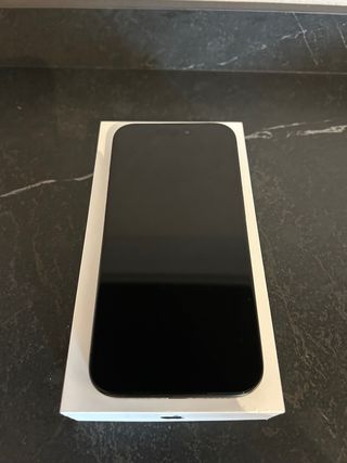 iPhone 15 Pro 128GB como nuevo - Batería 100%