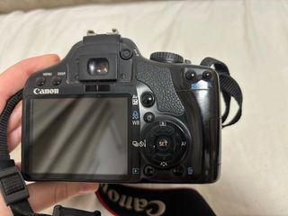 Canon EOS 500D + Objetivo EF-S 18-55mm