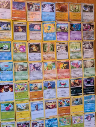 Lotto 110 carte Pokémon Inglesi