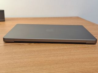 MacBook Pro M1 32GB 1TB (47 ciclos de carga)