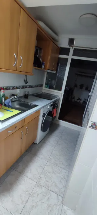 Se alquila habitación  380 € Gastos incluidos