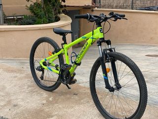 Bicicleta Decathlon verde fluo