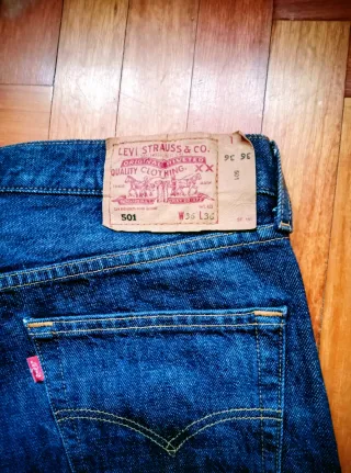 Pantalón Levi's azul sin estrenar