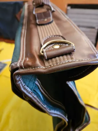 Borsone trapuntato marrone e verde