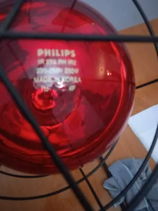 Bombilla Roja Philips