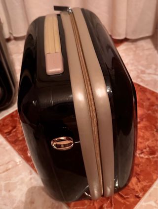 Juego Maletas Benetton Neceser y Cabina