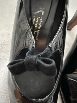 Décolleté vernice nere Roberto Spinelli