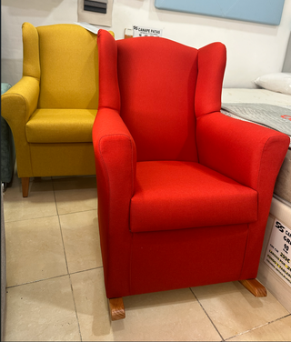 Mecedora de tela gris y verde azulado