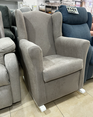 Mecedora de tela gris y verde azulado