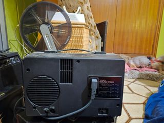 Proyector profesional super 8 Yashica Sound P820