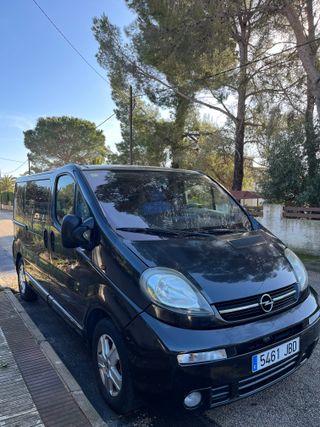 Opel Vivaro camperizada por Westfalia